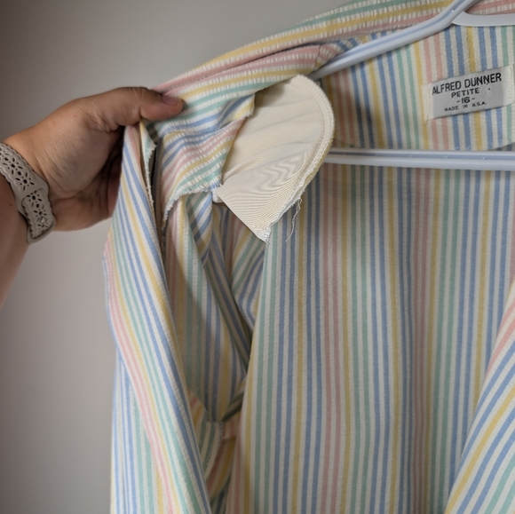 Vintage Alfred Dunner Petite 16 Pastel Striped Two Button Blazer Jacket - Picture 5 of 11